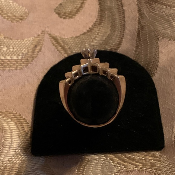 14K 2.00CTW YG Marquise/Round Diamond Ring. - Picture 3 of 5